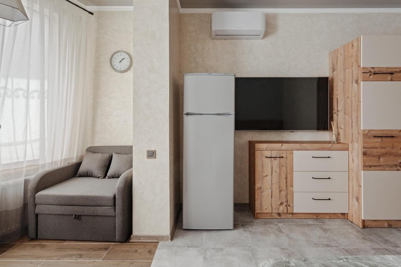 Yudgi - Home Hotel Tsjornomorsk Eksteriør bilde