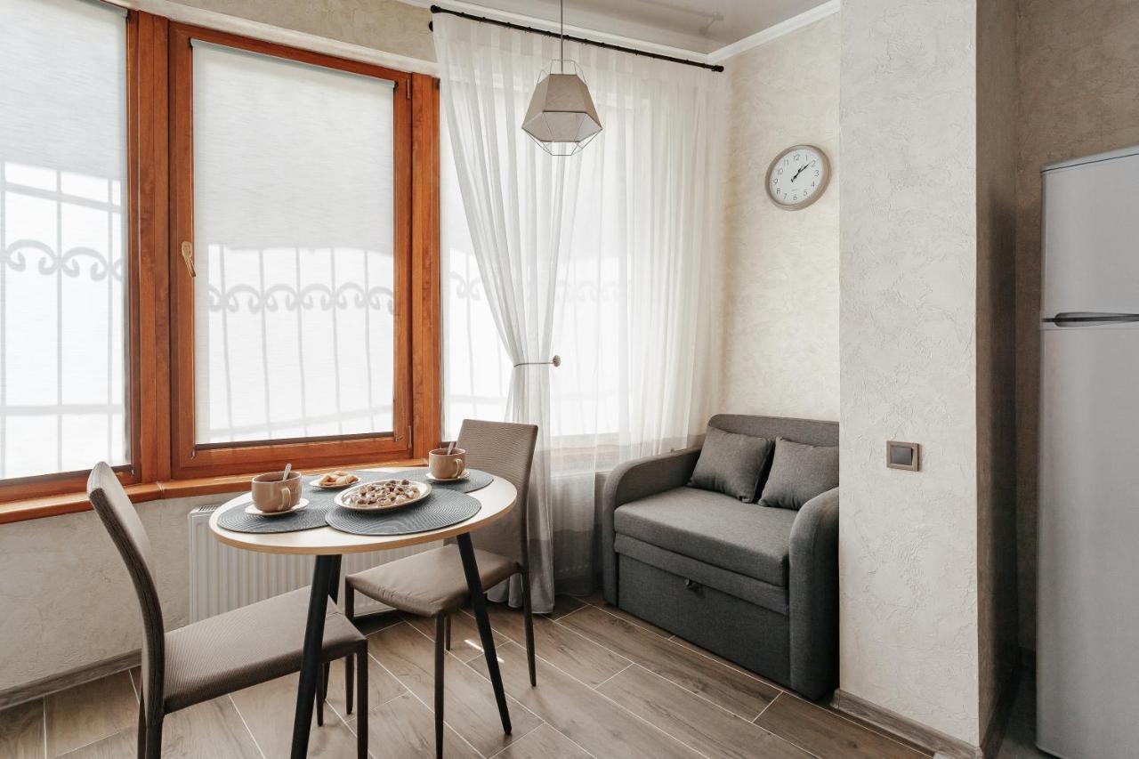 Yudgi - Home Hotel Tsjornomorsk Eksteriør bilde